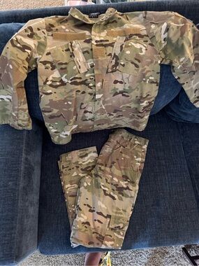 Kids Camouflage Military Costume Set - Green Camo Jacket & Pants